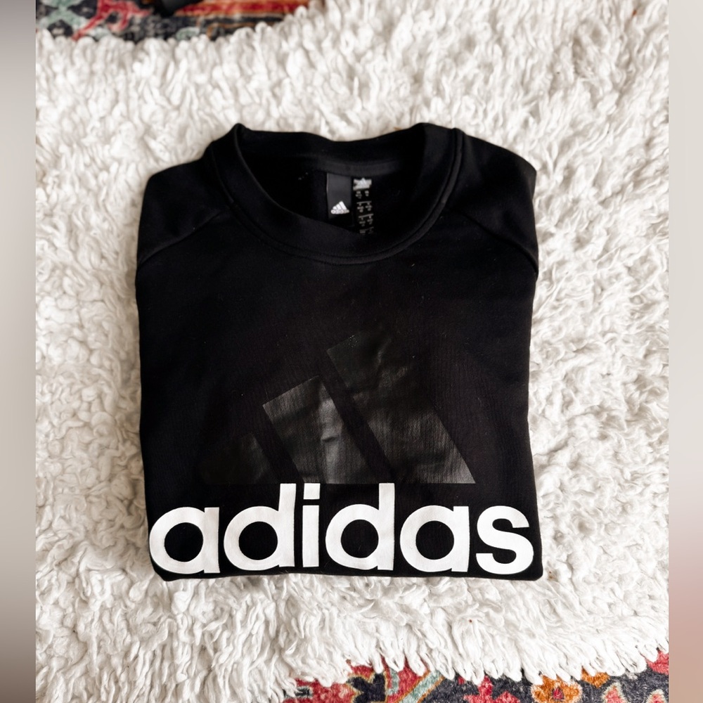 ADIDAS SWEATSHIRT